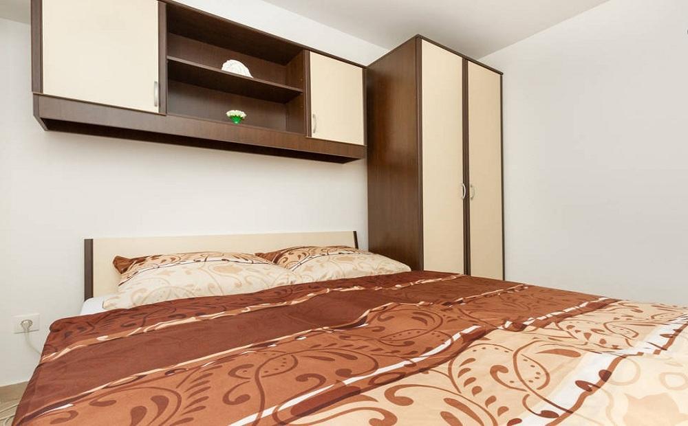 Apartments Mali Raj Vranjic Exteriör bild